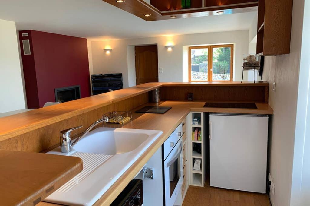 Domaine Des Pierres D Auvergne Flat Ngoại thất bức ảnh